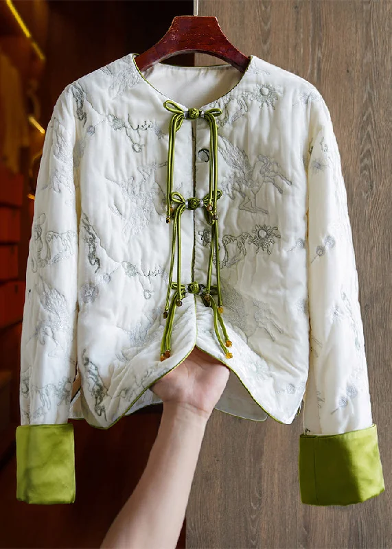 Chinese Style White Embroideried Button Silk Velour Parka Long Sleeve